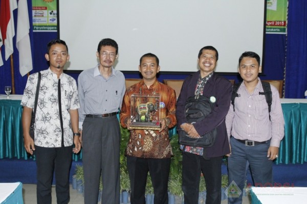 Ketua ADOBSI bersama peserta